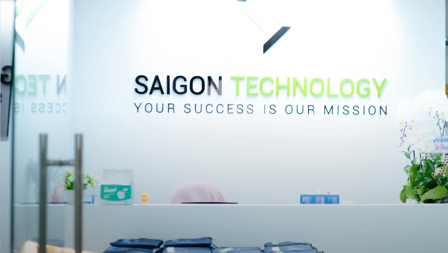 Saigon Technology